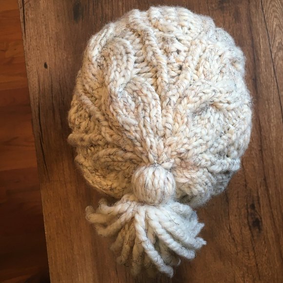 Chunky Knit, Beige Cable Twist, Tasseled Hat main image 6